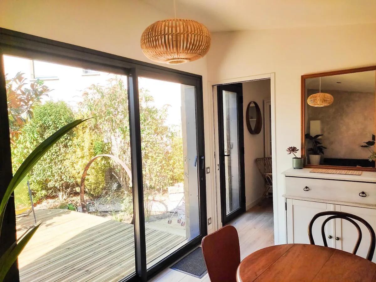 Holiday home Loft Le Magnolia Villa Montfort-sur-Meu